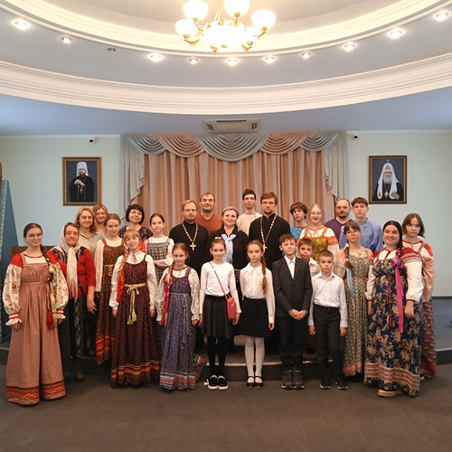 Участники XV Епархиального фестиваля детского творчества &laquo;Поделись радостью с другом&raquo;